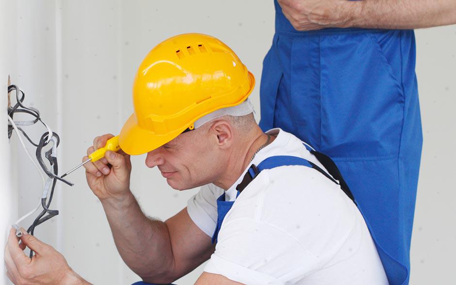 électricien maintenance Louvres